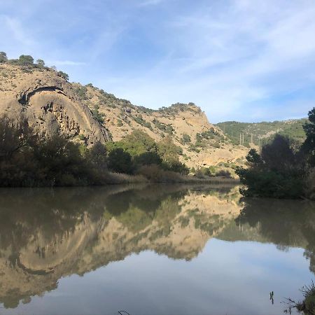 Studio Apartment In Ardales, Cerca El Caminito Del Rey Y Embalses Exterior photo